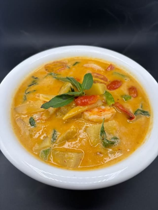 Crispy Duck Pineapple Curry.