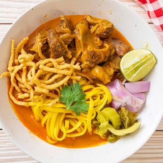 Khoa Soi